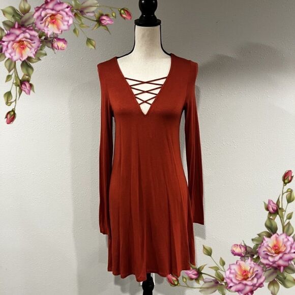 Express deep v-neck chestnut red color long sleeve dress - Picture 1 of 9